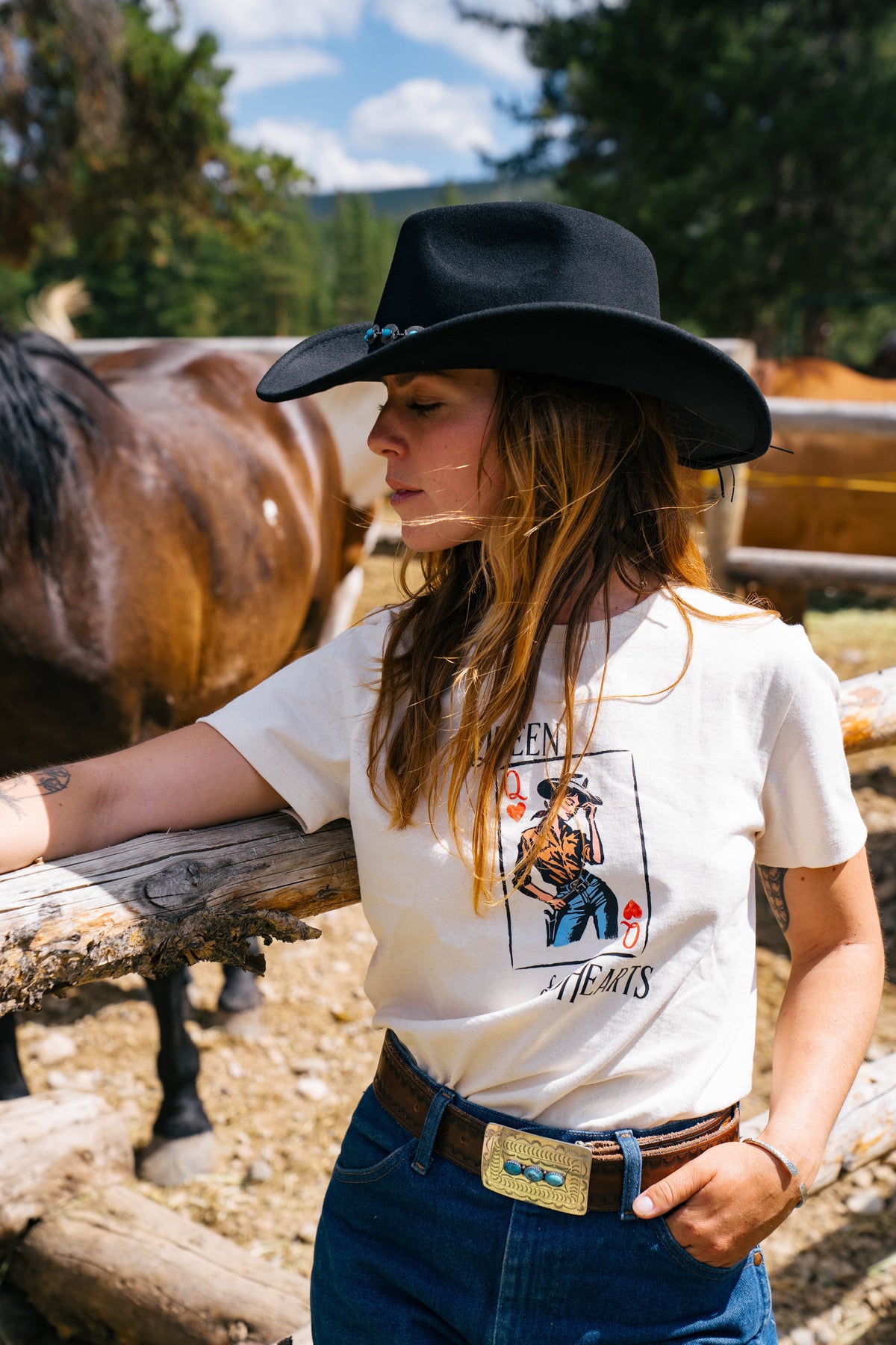 OutbackTrading.com Women's Queen of Hearts Tee - Cream Tees