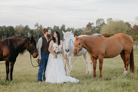 Outback's Wedding Accessories