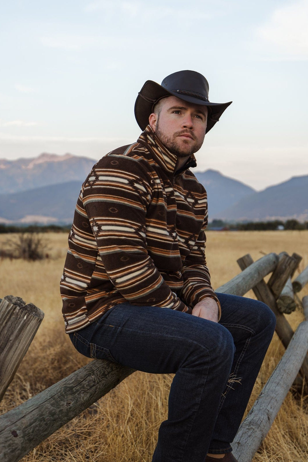 Outback Trading Company Men’s Colt Henley Fleece