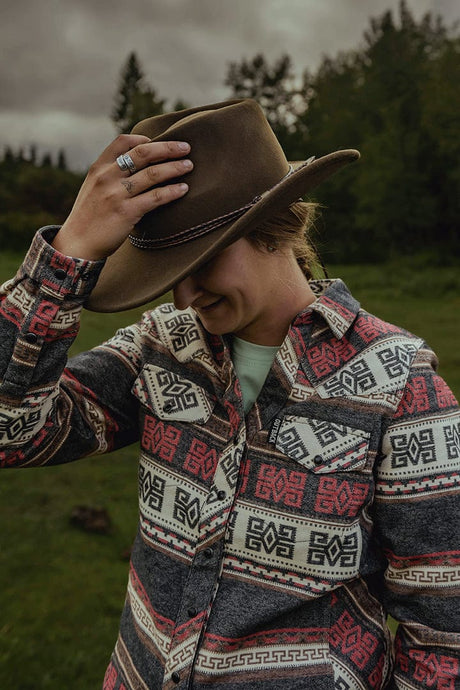 Outback Trading Company Women’s Lorelei Performance Shirt Shirts