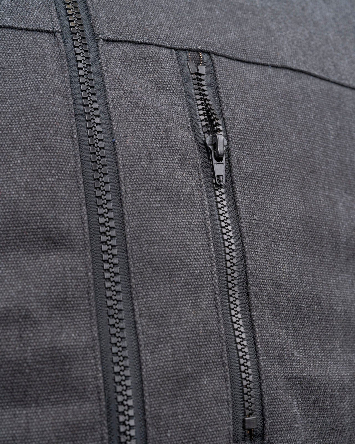 Outback Trading Company Men’s Rowan Zip Up Vest Vests