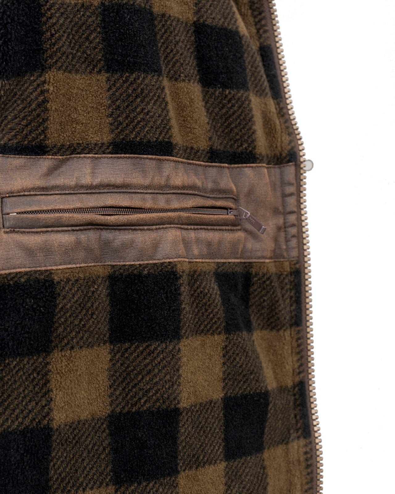 Gilet Uomo Outback Trading Company Sawbuck In Tessuto Oilskin, Cerniera, Colletto Nabuk, Tasche Multiple