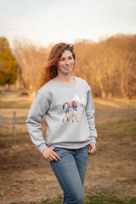 OutbackTrading.com Women's Mountain Silhouette Sweatshirt - Heather Gray Sweatshirts